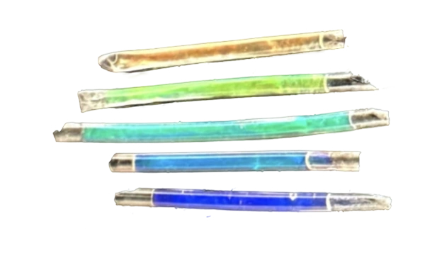 Bioinspired camouflage fibers with different colors